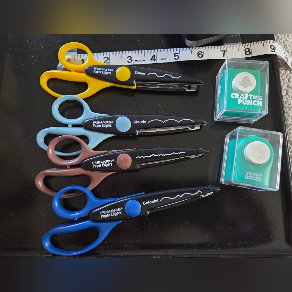 Fiskars Scissors Set of 4 + 2 punches